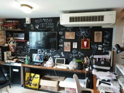 -Black Tattoo Studio