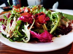 蟹肉温泉蛋沙拉-中国书法大厦日本料理