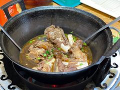 -茸梅路右拐龙虾-农家菜(松江店)