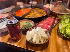 -周小明火锅(黑金冠社区店)