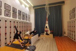 -成都阿难陀艾扬格瑜伽中心