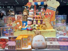 -泡泡玛特POPMART(上海环贸iapm商场店)