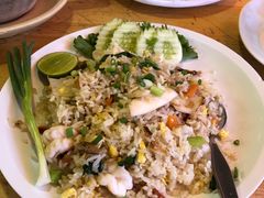 -J Daeng Seafood