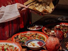 -泥糊破店小酒馆·团建聚餐(南京西路店)