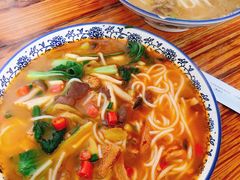 -邱芳粉店(迎宾大道旗舰店)