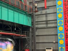 -极限PLAY运动娱乐新世界·团建派对表演休闲馆·室内高空游乐园