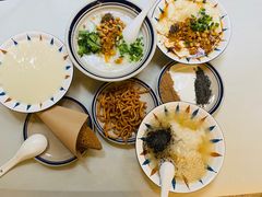 -正南齐北·老街糯米团(洪崖洞店)