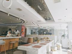 -万利隆·活力烘焙(人民路店)