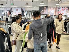 -百联奥特莱斯广场(南京店)