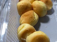 -鲍师傅糕点(江苏路店)