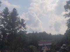 -梭布垭石林景区