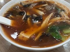 酸辣肚丝汤-西安贾三灌汤包·回坊小吃·清真炒菜(北院门总店)