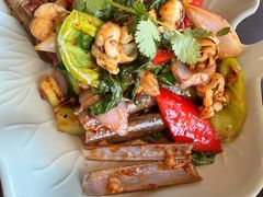 -大头虾越式风味餐厅(光明广场店)