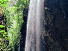 -龙水峡地缝景区