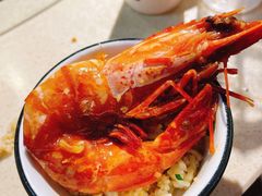 -三亚火车头万人海鲜广场