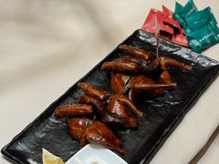 非遗红烧乳鸽-侨美食家·粤菜(体育西路店)