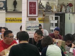 大堂-红大哥水门鸡饭(總店)