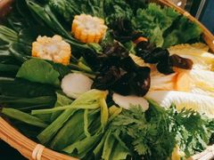 -尚尚仙·酸汤猪手·猪肚鸡火锅(华联万柳购物中心店)