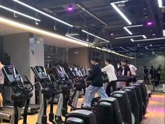 -威克健身游泳(万菱汇店)
