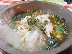 -九门寨石锅鱼烤鱼