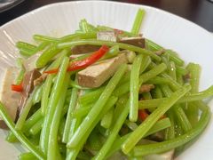 -阿峰饭店·本地土菜馆·农家土鸡煲·一品神仙鸡(报福店)