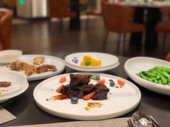 港式吊烧芝麻鸡-英冠索菲特酒店·萧湘阁中餐厅