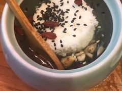 青岩糕粑稀饭-野山舂·贵州现舂酸汤火锅(鸿通城店)