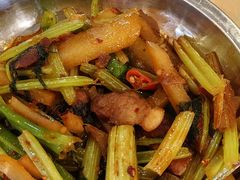 -牛信亭韩国料理·炭火烤肉(紫藤路店)
