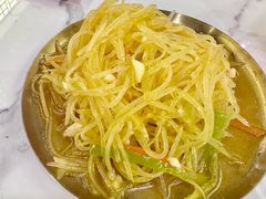 凉拌土豆丝-云鼎·炙火精酿啤酒秘制烧烤(工体店)