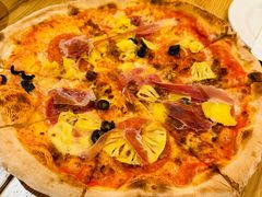 -城市大道红炉披萨烘焙坊