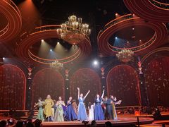 -交通银行前滩31演艺中心