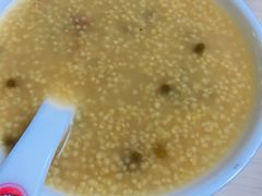 -闫家驴肉老店(华电一校店)