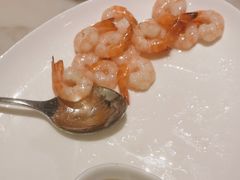 手剥河虾仁-蝶园·装修中(BFC外滩金融中心店)