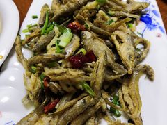 椒盐溪鱼-百丈农家