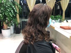 -CARR SALON