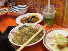 拉面-拉面莊夢語＆中华料理八椿
