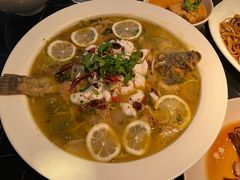 柠檬潮味酸菜鲈鱼-MR鹅外