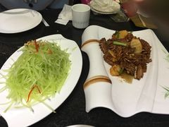 -闫府私房菜·百年鲁菜(恒隆店)