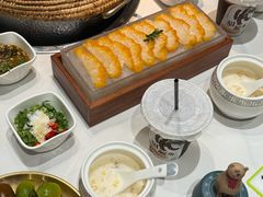 -花菇朵·云山雀 ll 野生菌锅·野果酸汤·精品滇菜(万柳店)