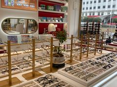 -精益眼镜(广埠屯店)