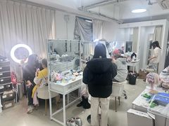 -米游妙妙屋cosplay换装自拍摄影体验馆