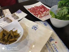 -楼外楼大刀肉传统火锅居(幸福街店)