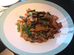 -鸽子侯·家宴·平价海鲜(市图书馆店)