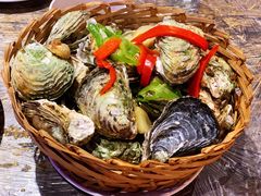 -金陵大勇烧烤·小龙虾·海鲜大咖(竹山路店)