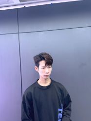 -藤野造型•烫染专业店