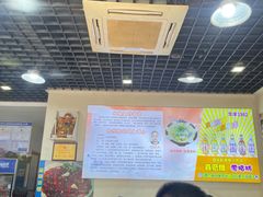 -丹水桥地锅鱼·翘嘴鲌·地方特色全鱼宴(丹江口大坝店)