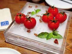 番茄脆菇沙拉-小大董·烤鸭(王府井apm店)