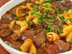 -胡子饮食店