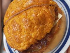 芝士猪扒菠萝包-華人 華星冰室(氹仔 店)