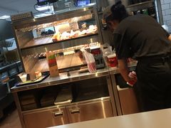 -汉堡王(下沙银泰店)